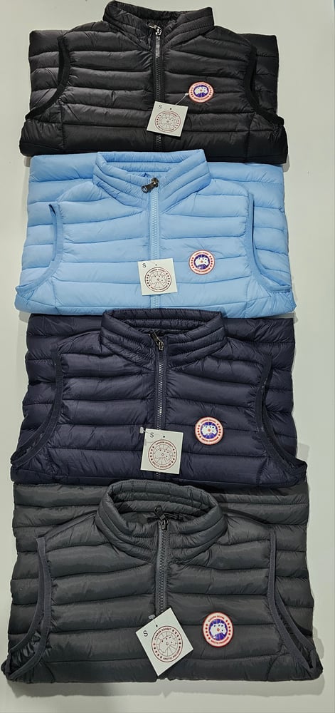 Image of Mens Canadagoose  Body warmer 