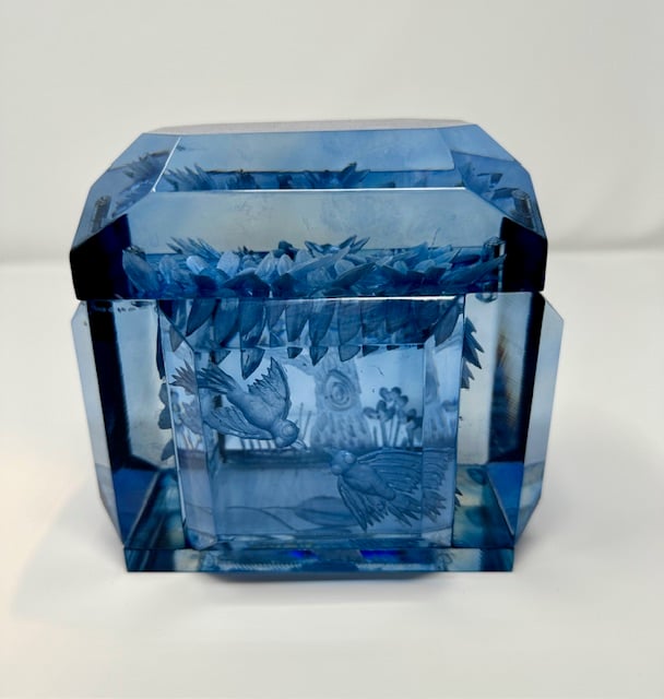 Image of Mini Victorian-Blue with Tree and Birds (New!)