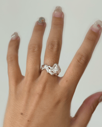 Image of GROTESQUE–04