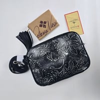 Image 10 of Patricia Nash Josie Small Rectangle Bark Leaves Leather Crossbody - Black
