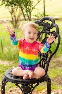 Image 2 of Rainbow Tie Dye Bodysuit Baby Top Boys Girls Neutral Shirt Long Sleeves Size 6-9 Months 