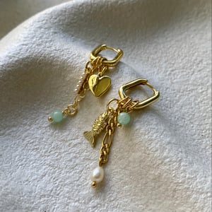 Image of Charming Gold