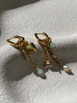 Image of Charming Gold