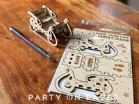 Image 1 of Set of 5, Build-your-own miniature Santa's sleigh greeting card