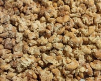 White caramel and candy cashews