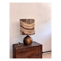 Image 1 of Lampe en gres et abat jout laine