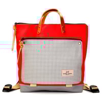Image 1 of Mochila Book Holder cuadrada rojo y gris de Daniel Chong