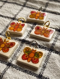 Image 2 of flower moths