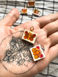Image 4 of flower moths