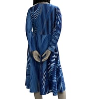 Image 2 of LONG-SLEEVED PRINTED DRESS - RE2026 BLUE WEAVE