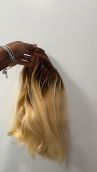 Image 1 of 14” Ombré Blonde Bob Unit