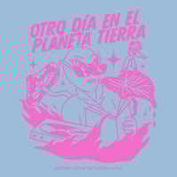 Image 5 of Camiseta Larga UNISEX -  'Otro Día En El Planeta Tierra' - Celeste y Rosa - Serigrafía