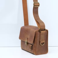 Image 4 of Chunky Small Scout in vintage light brown