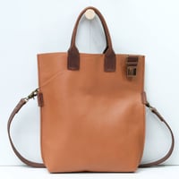 Image 5 of Midi Bag 280 in pebbled biscuit