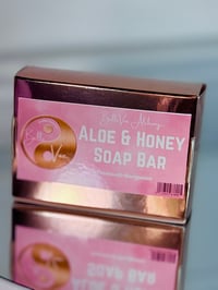 Image 4 of Aloe & Honey Soap Bar (Patchouli & Bergamot)