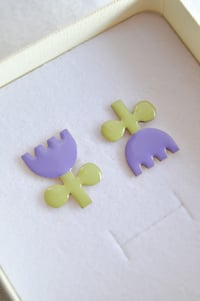 Image 2 of Cardos
