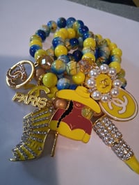 Image 2 of Mrs yellow 