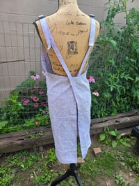 Image 5 of Linen Crossover Apron with heart patch pocket