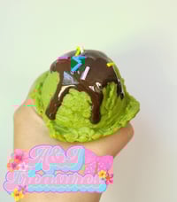 Image 2 of Ice cream topknots