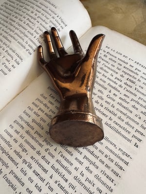 Image of Presse-papier en forme de main en bronze, époque victorienne // XIXème siècle