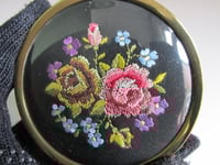 Image 4 of Vintage Mascot Powder Compact, Roses and Flowers Needlework Top, c 1960s, Dia ~3 inches