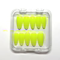 Image 1 of Priklijuojami nagai - Lime (Vidutinio ilgio)