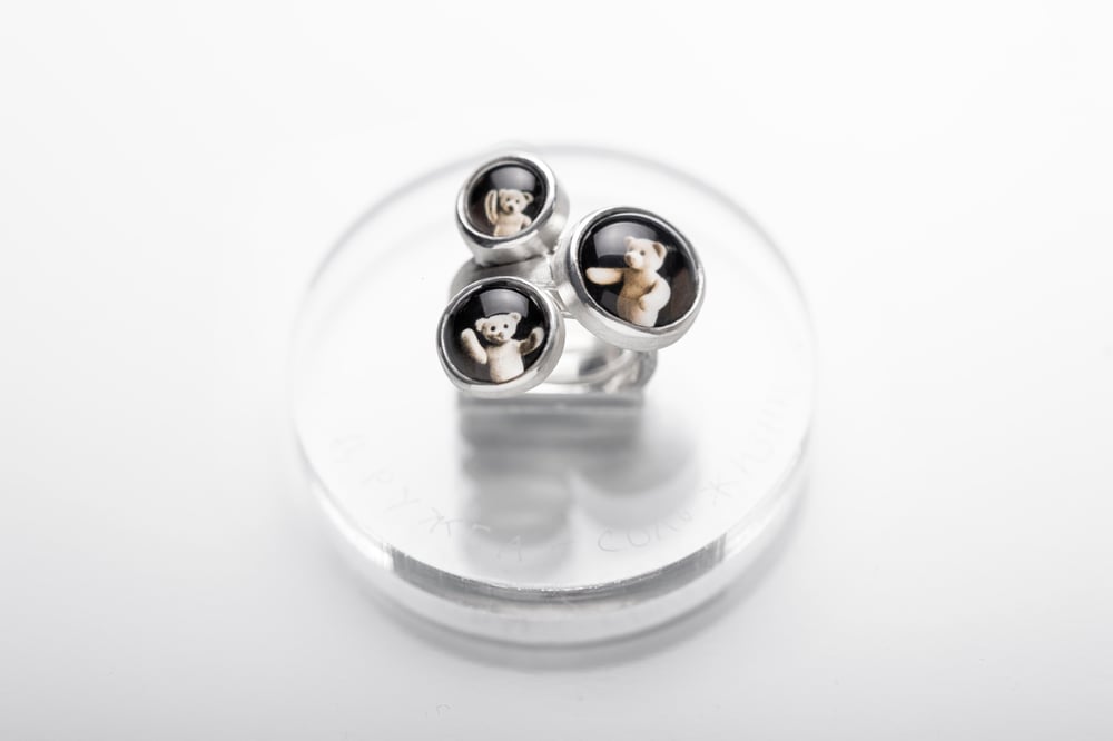 Image of "Friendfhip..." silver bear's rings with photos and rock crystals  · VITAE SAL AMICITIA · 