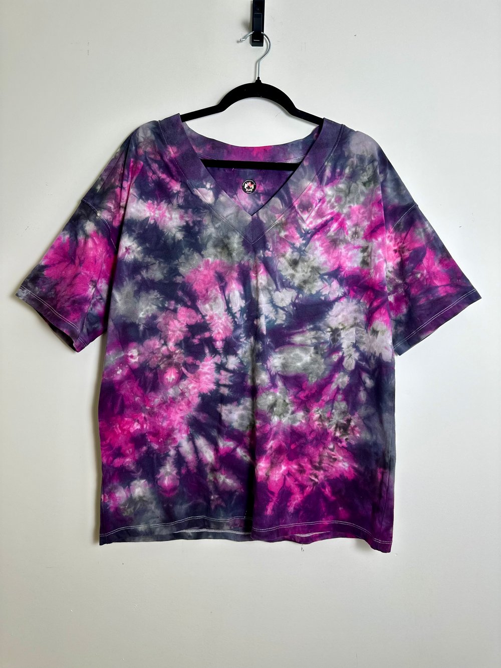 RTS - OVERSIZED VNECK - MEDIUM