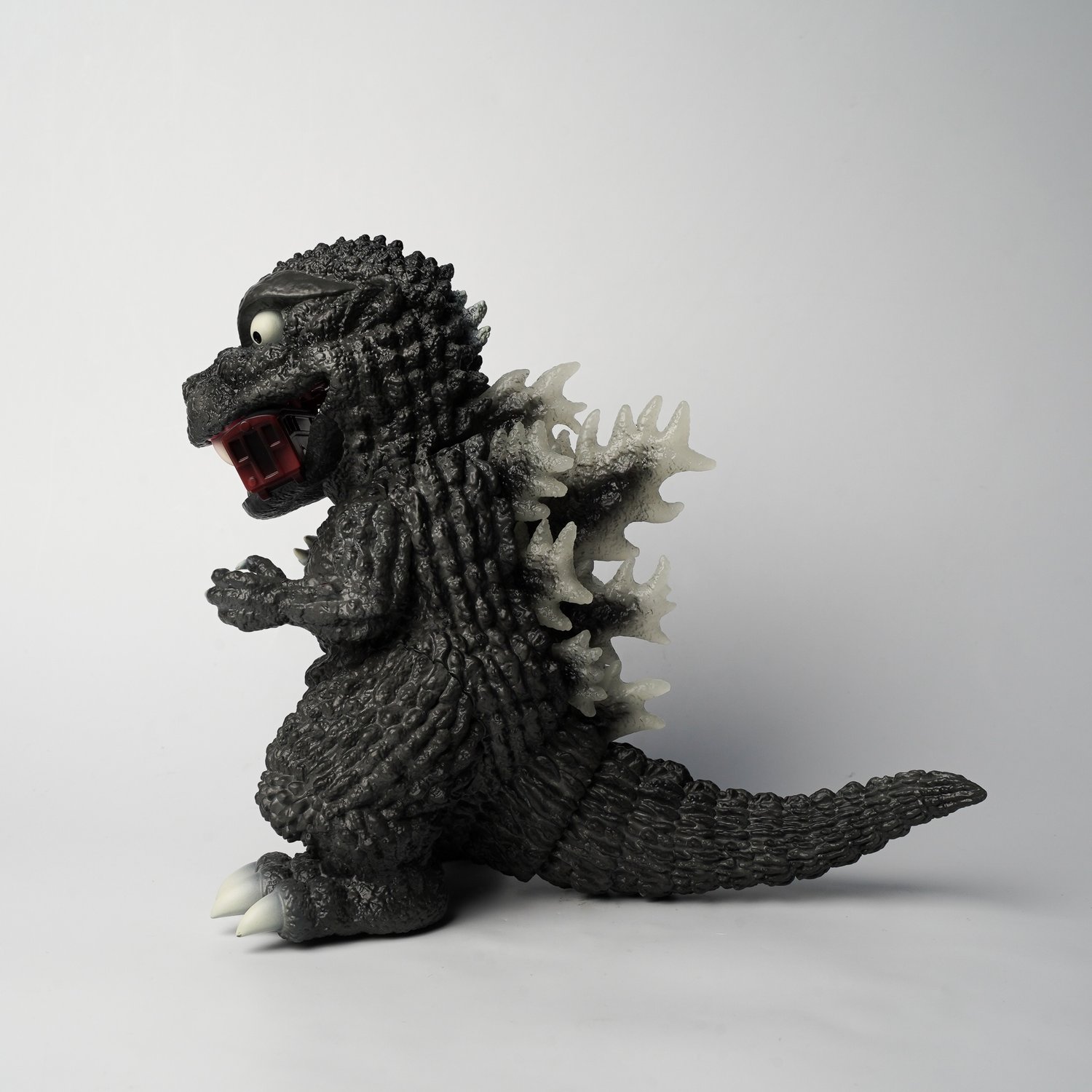 Image of GODZILLA 1954 MDA PROJECT GID SDCC EDITION