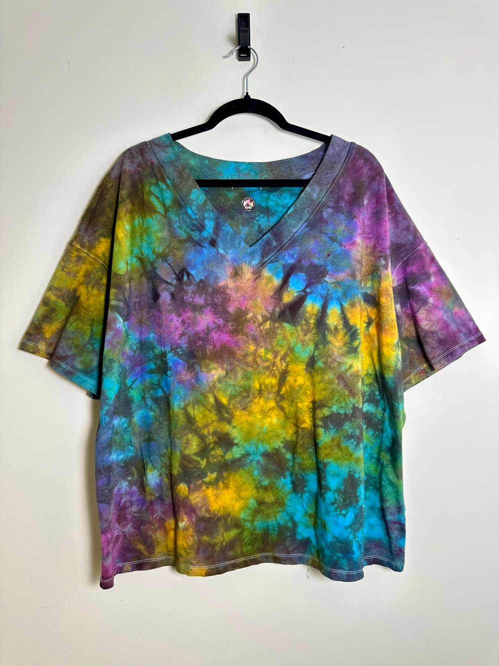 RTS - OVERSIZED VNECK - XL