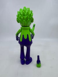 Image 3 of LOADY MCGEE BLUE/GREEN VARIANT VINYL FIGURE