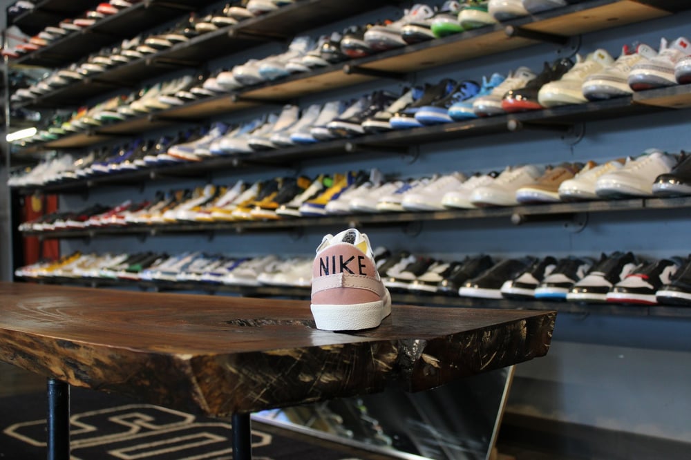 BLAZER LOW '77 JUMBO "PINK OXFORD" WMNS