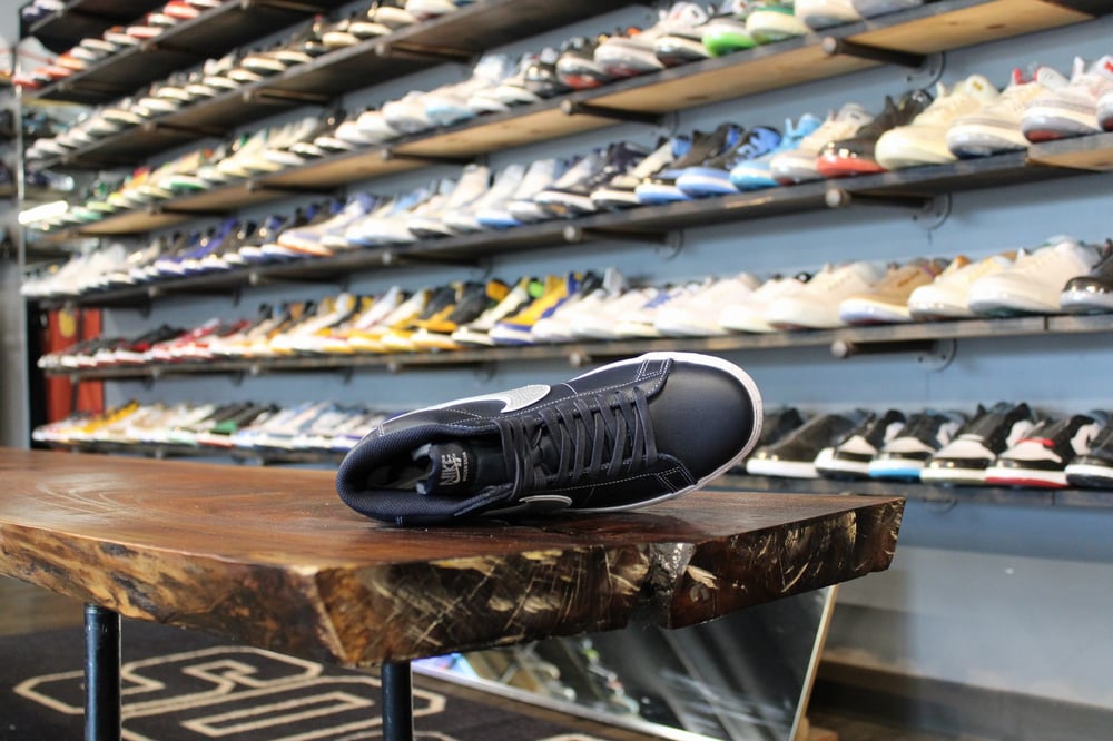 ZOOM SB BLAZER MID x MASON SILVA "BLACK/SILVER"