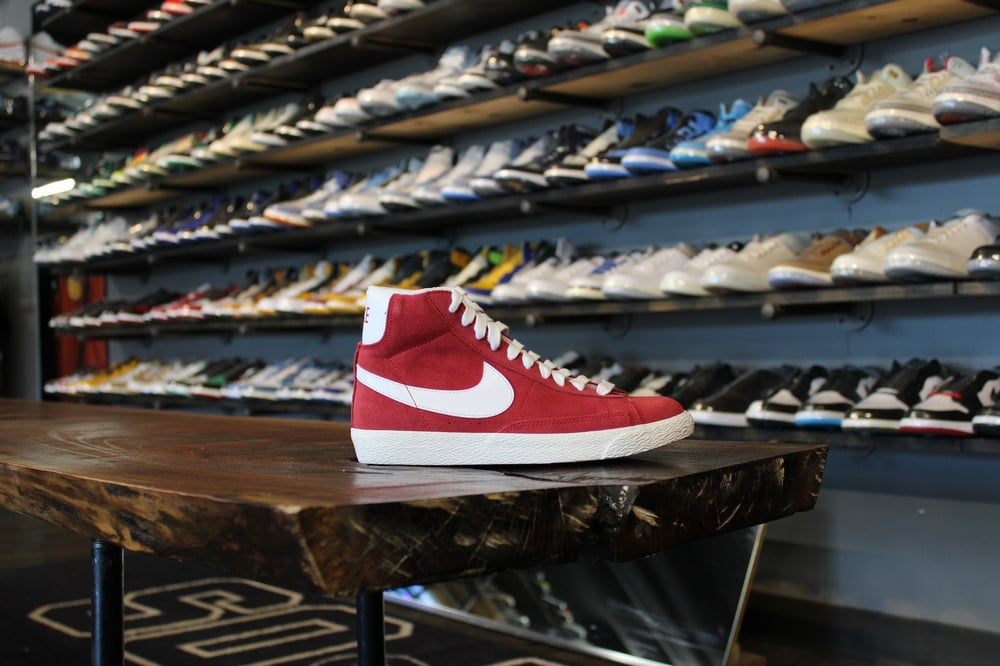 BLAZER MID "GYM RED"
