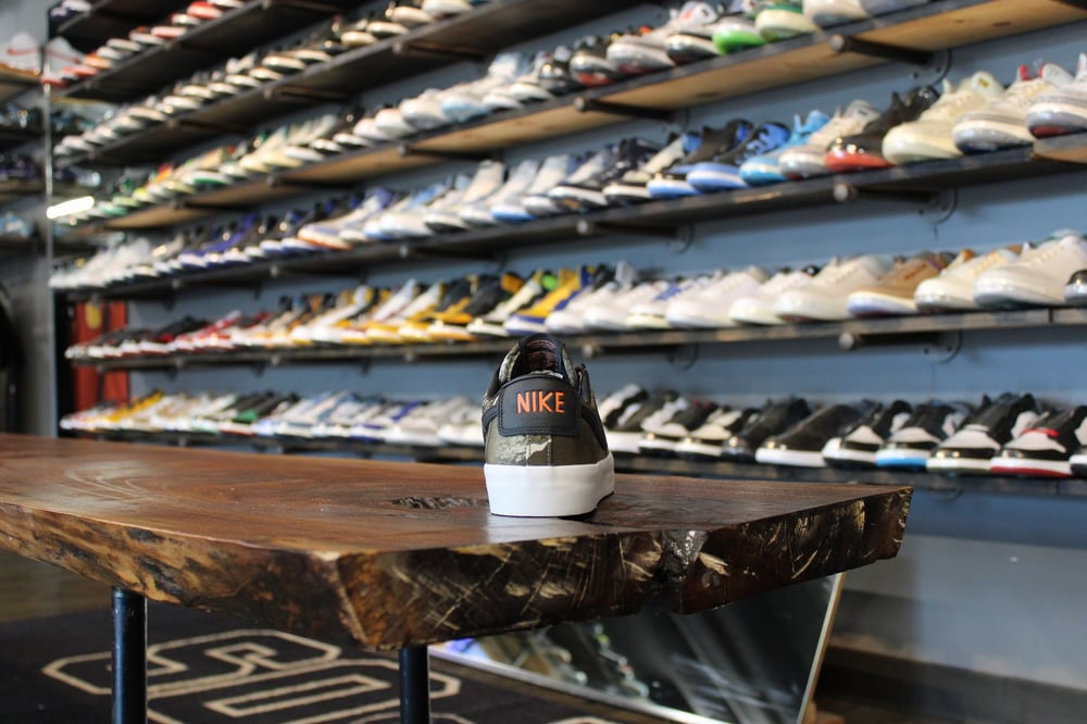 ZOOM SB BLAZER LOW PRO GT "CAMO"