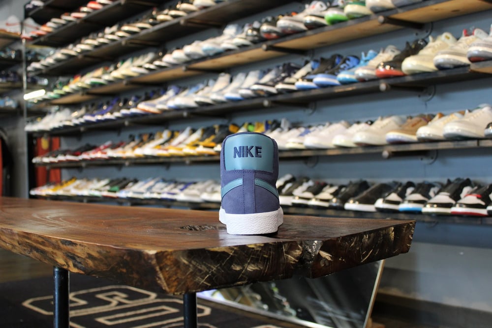 ZOOM SB BLAZER MID "MIDNIGHT NAVY/AQUA"