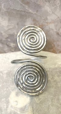 Image 3 of Yo-Yo  (Bracelet)