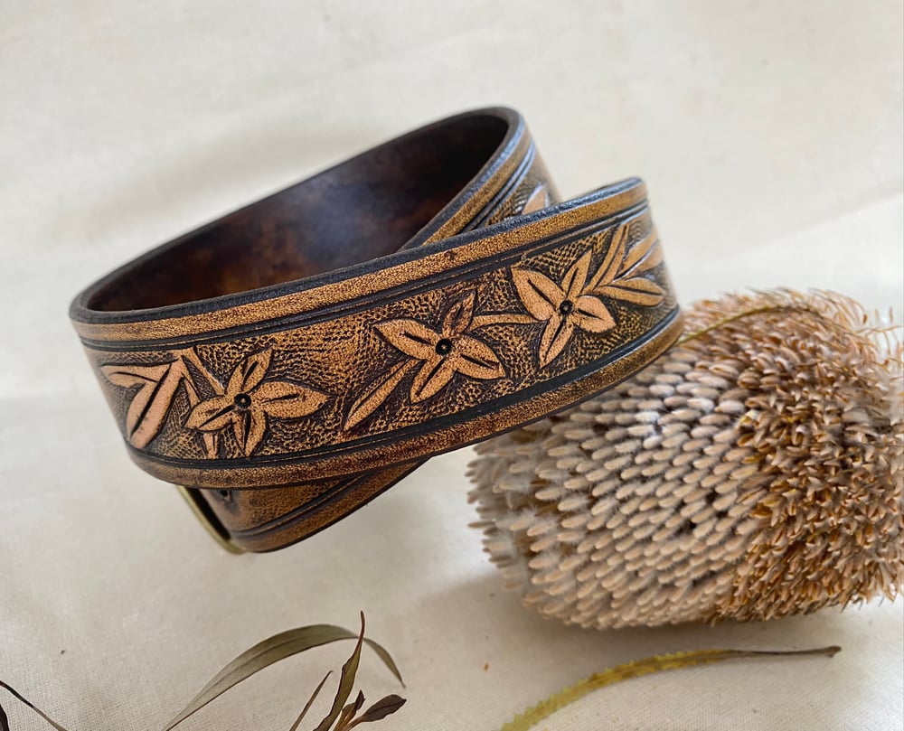 Image of Boronia Keysii leather belt- two tone 