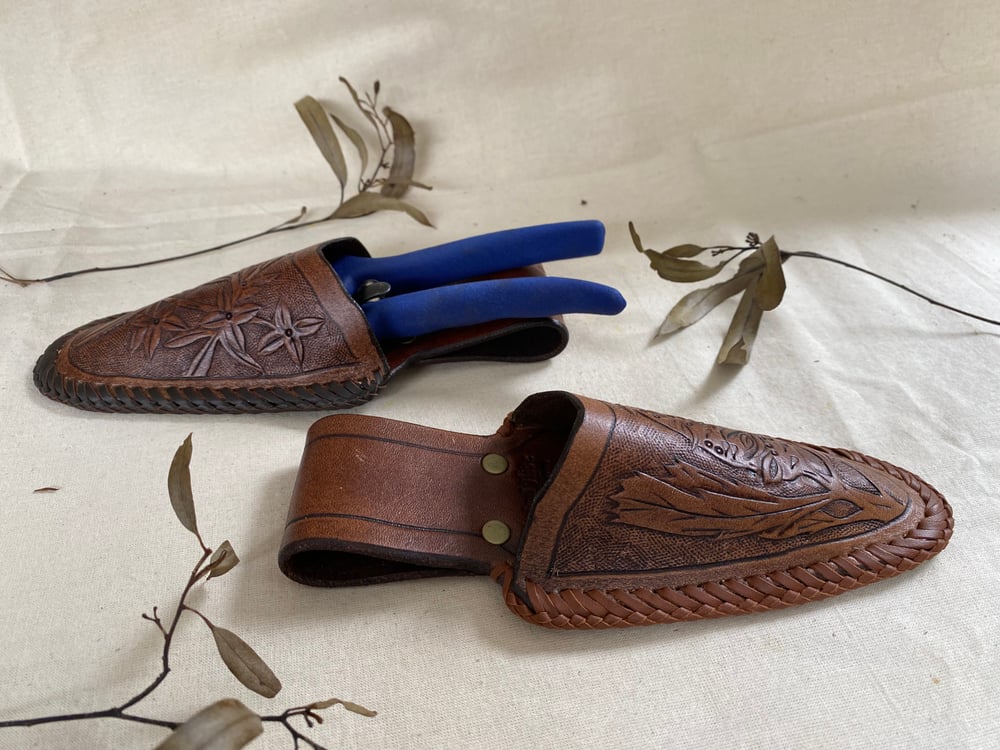 Image of Secateur Pouch~Banksia 