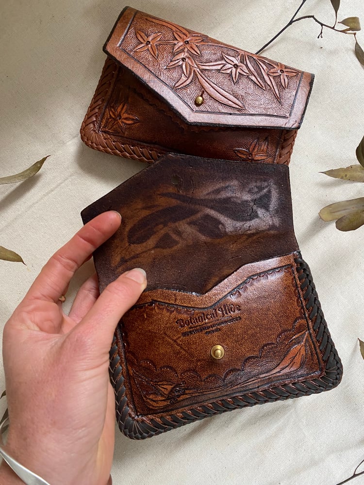 Image of Small pouch wallet~ Eucalyptus and kooka 