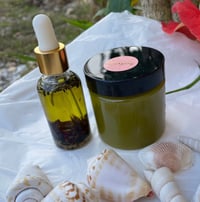 Image 3 of Moringa Chebe Hair Growth Oil and Pomade Herbal Combo Kit