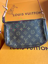 Image 7 of Louis Vuitton Monogram Pochette Accessories 3