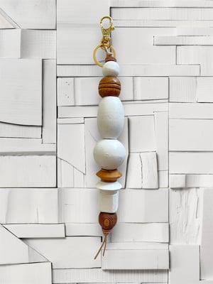 Image of BRANCUSI BAG CHARM / KEYCHAIN : WHITE & WOOD #1