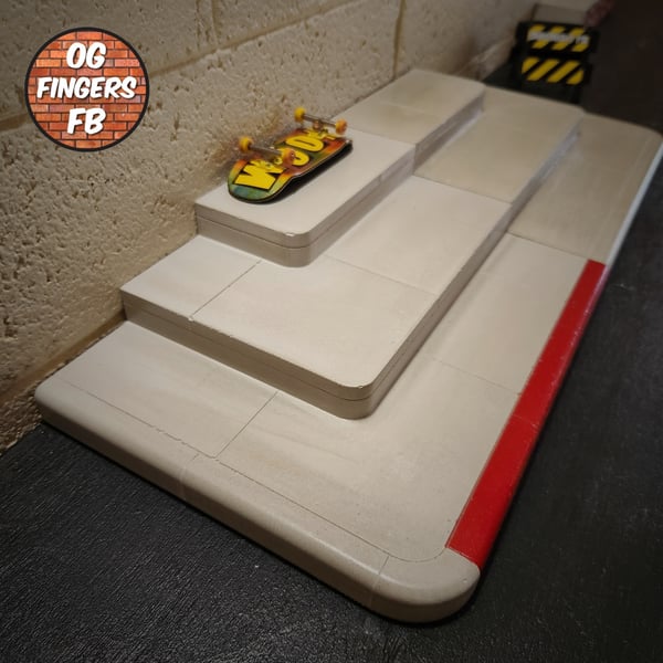 Image of Large 2 piece sidewalk.  Plus free keychain 