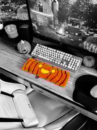 Image 3 of Jack-O-Lantern Desk Rugs