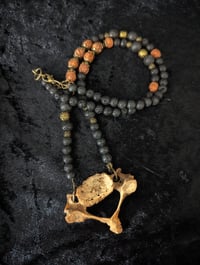 Image 4 of VERTEBRAE bone necklace (II)