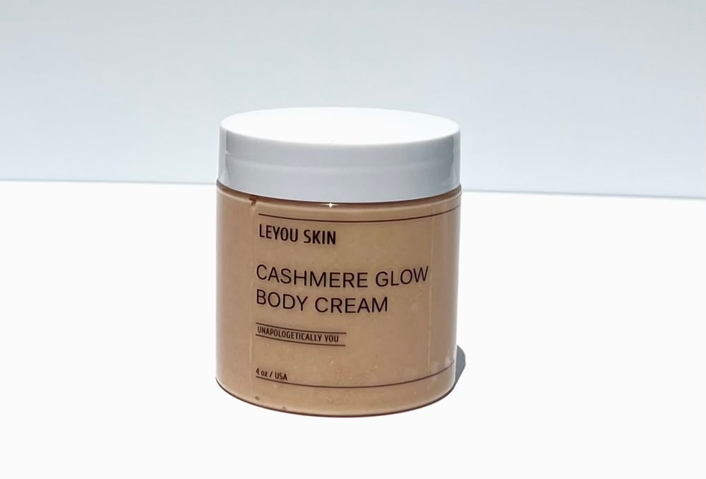CASHMERE GLOW BODY CREAM