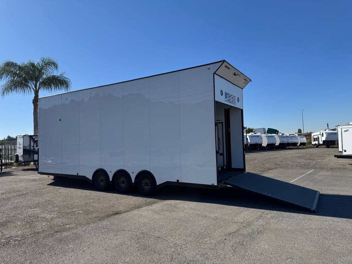 Image of 30'x106''x13.5'