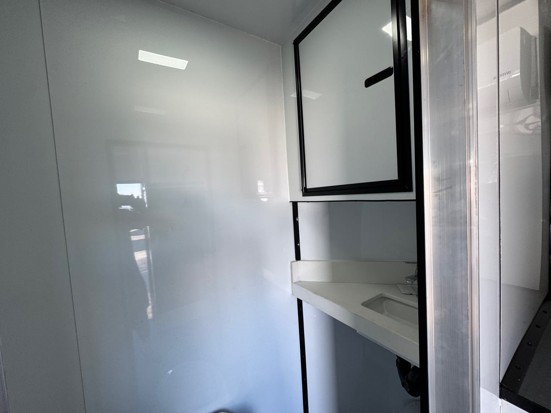 Image of 30'x106''x13.5'