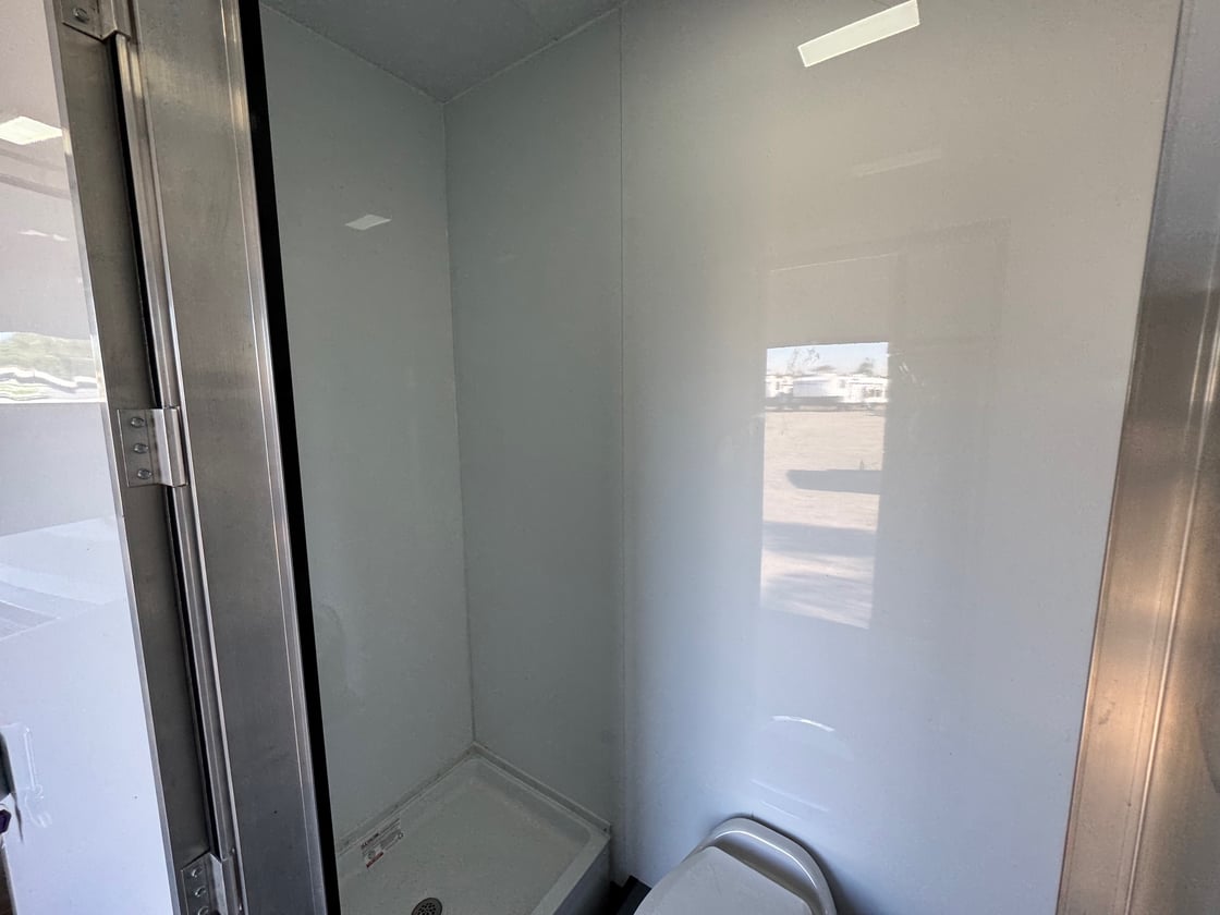 Image of 30'x106''x13.5'